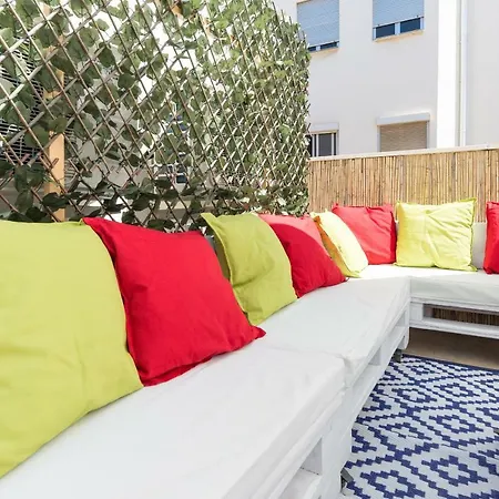Ma1b-apt Next To Center, 2 Chillout Areas-palms Apartment *