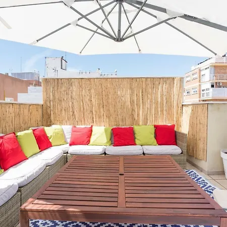 Ma1b-apt Next To Center, 2 Chillout Areas-palms Apartment